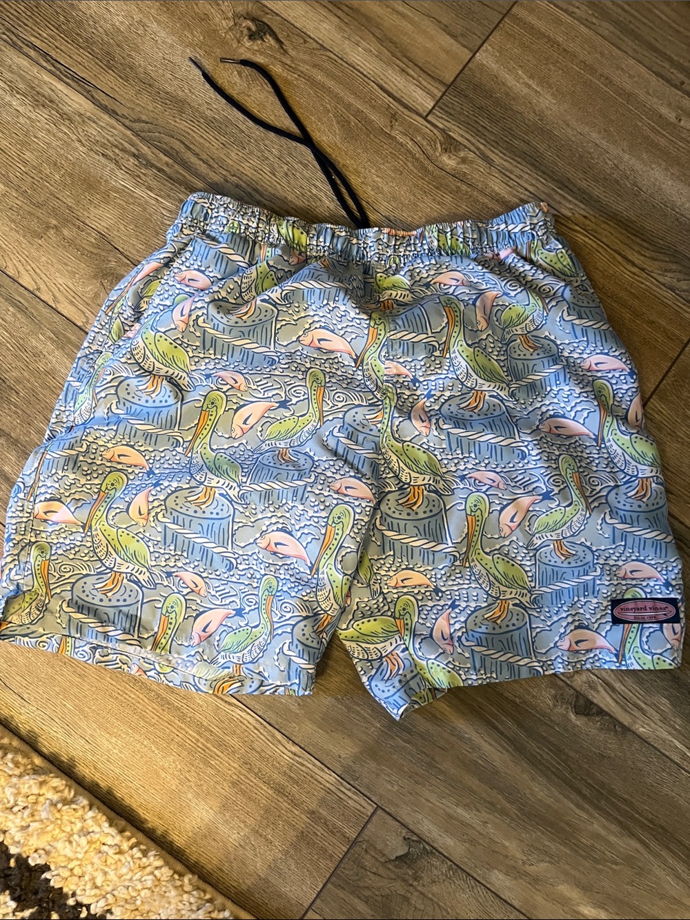 Men’s vineyard vines Pastel Pelican Print Swim Trunks